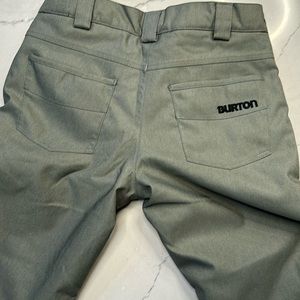 Burton Kids snowboard pants size L